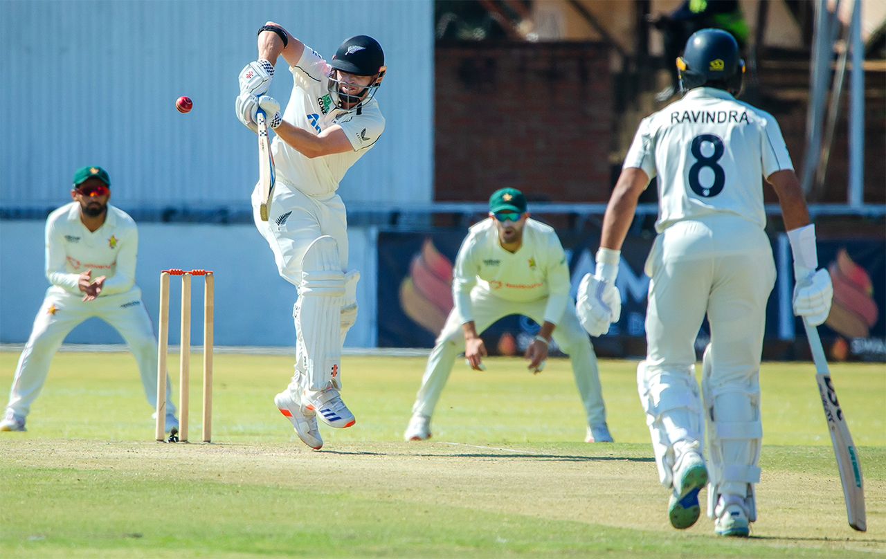 Zimbabwe vs New Zealand 2nd Test Match : Bulawayo में Kiwis का जलवा, Zimbabwe की हालत पतली!